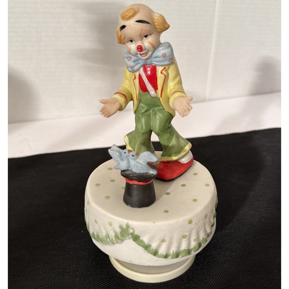 Send In The Clowns Music Box‎ 8" Tall Clown Magician Doves Top Hat Vintage